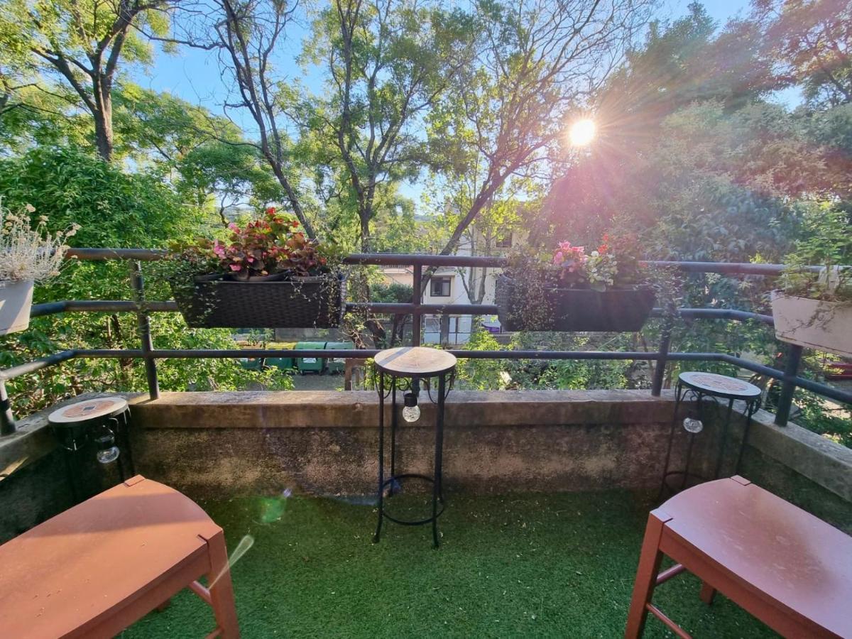 Das Hostel Rijeka Bagian luar foto