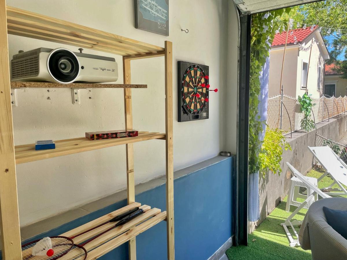Das Hostel Rijeka Bagian luar foto