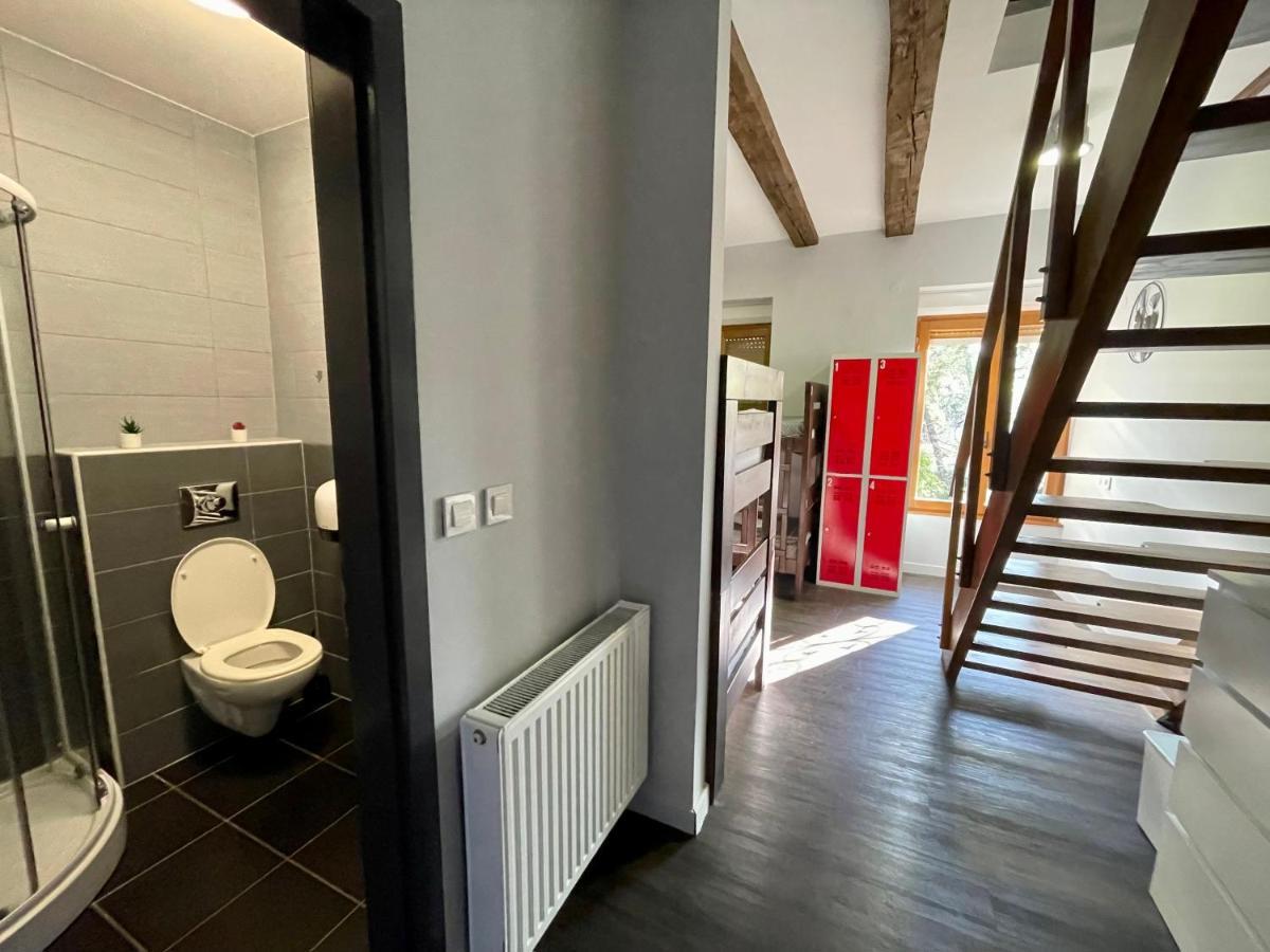 Das Hostel Rijeka Bagian luar foto