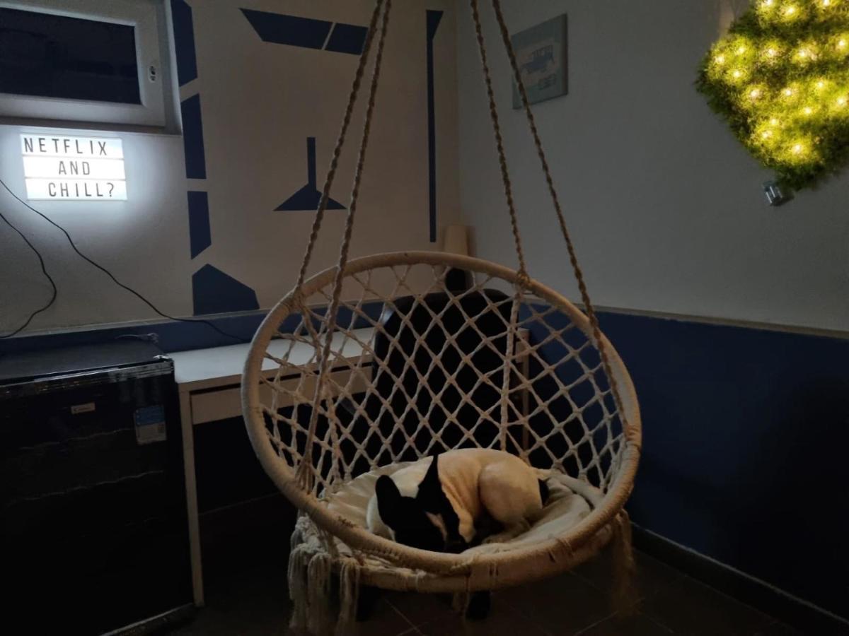 Das Hostel Rijeka Bagian luar foto