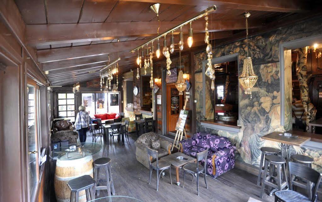 Das Hostel Rijeka Bagian luar foto